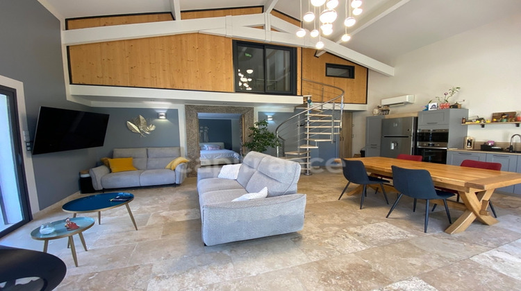 Ma-Cabane - Vente Maison UZES, 400 m²