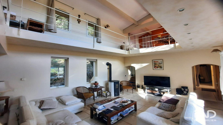 Ma-Cabane - Vente Maison Vailhauquès, 235 m²