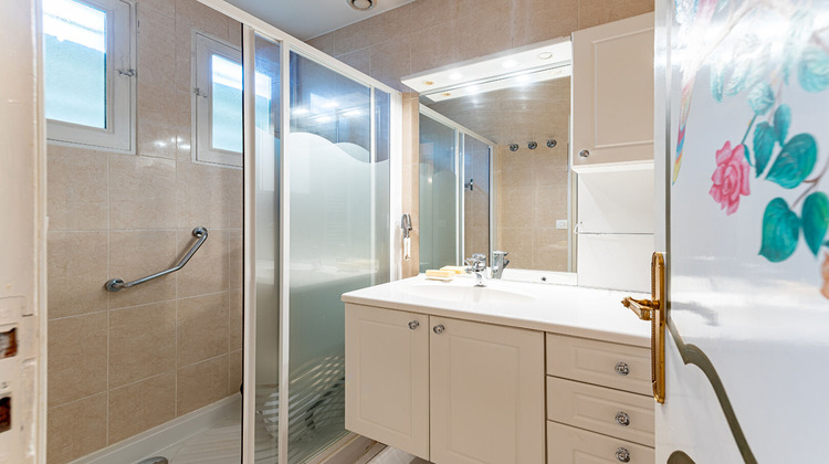 Ma-Cabane - Vente Maison VAIRES-SUR-MARNE, 1 m²