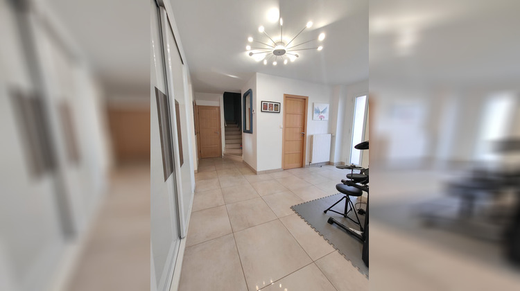 Ma-Cabane - Vente Maison VAIRES-SUR-MARNE, 180 m²