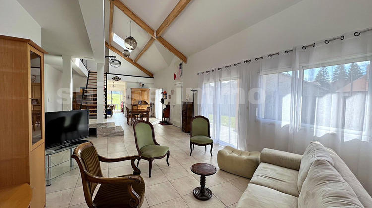 Ma-Cabane - Vente Maison VALDAHON, 275 m²