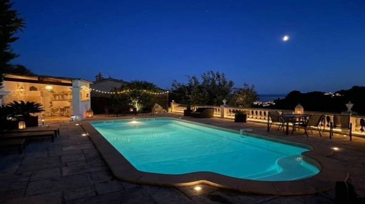 Ma-Cabane - Vente Maison VALLAURIS, 194 m²