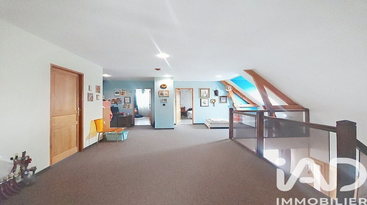 Ma-Cabane - Vente Maison Vallery, 190 m²