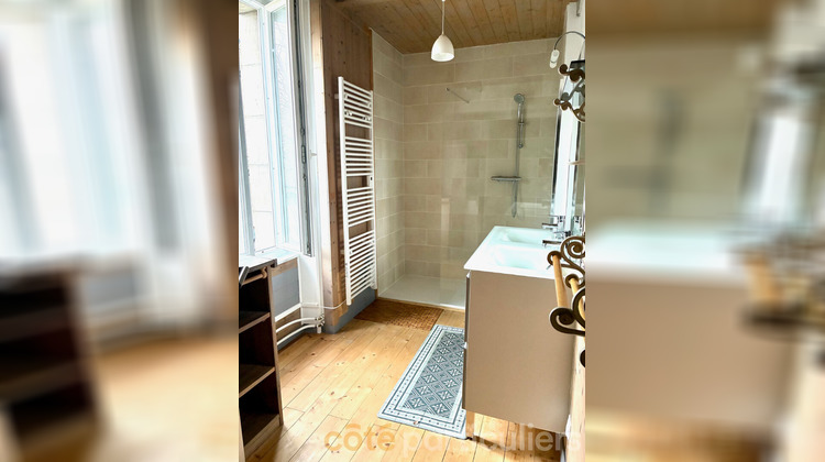 Ma-Cabane - Vente Maison VALLON-EN-SULLY, 90 m²