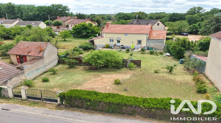 Ma-Cabane - Vente Maison Vallon-en-Sully, 95 m²