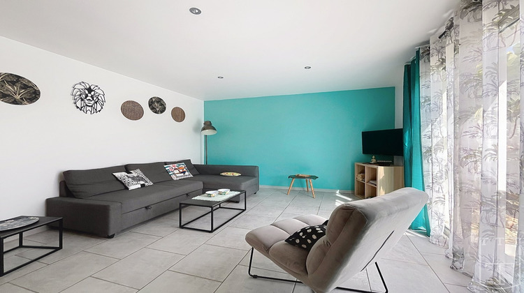 Ma-Cabane - Vente Maison VALLON PONT D'ARC, 61 m²