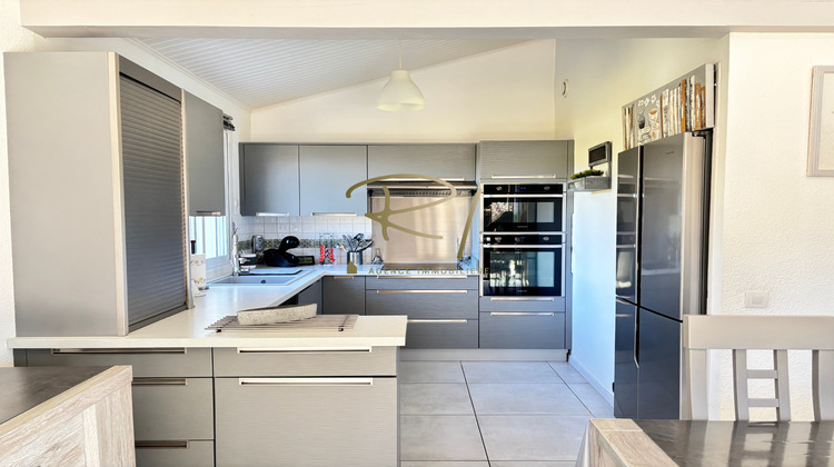 Ma-Cabane - Vente Maison Vallon-Pont-d'Arc, 102 m²