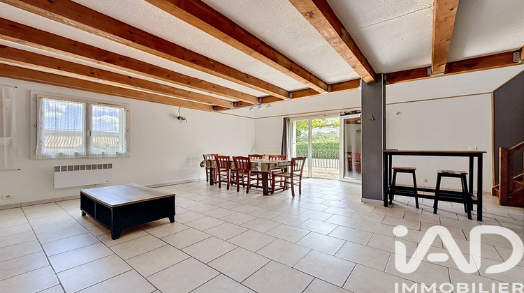 Ma-Cabane - Vente Maison Vallon-Pont-d'Arc, 74 m²