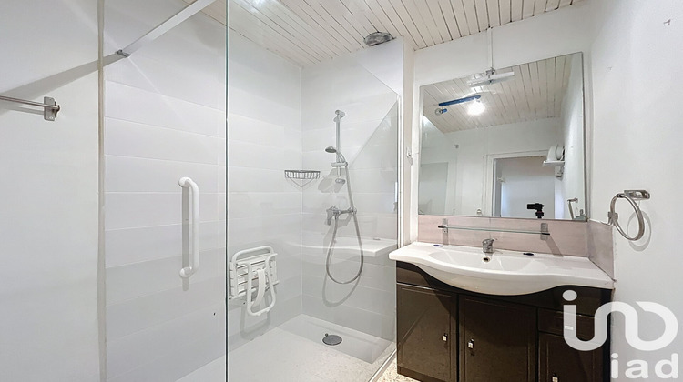 Ma-Cabane - Vente Maison Valréas, 61 m²