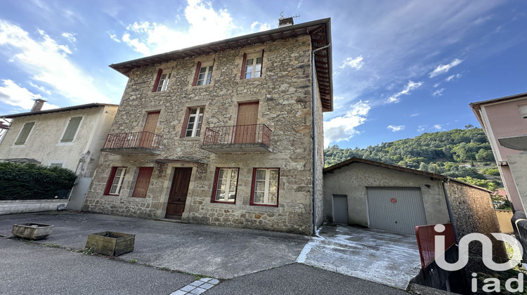 Ma-Cabane - Vente Maison Vals-les-Bains, 215 m²