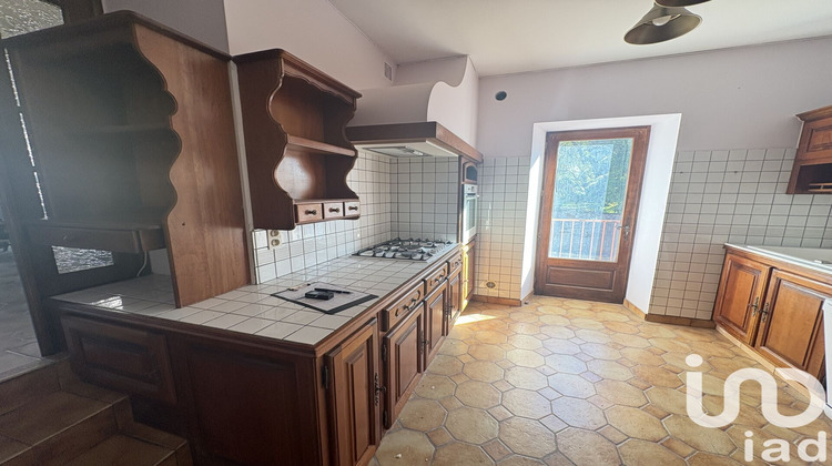 Ma-Cabane - Vente Maison Vals-les-Bains, 180 m²