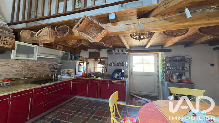Ma-Cabane - Vente Maison Vanzay, 250 m²