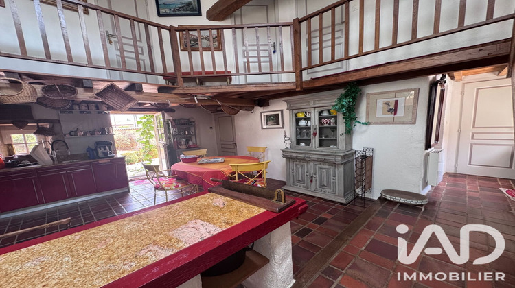 Ma-Cabane - Vente Maison Vanzay, 250 m²
