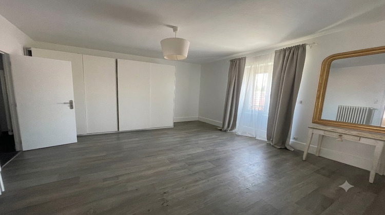 Ma-Cabane - Vente Maison VARENNES CHANGY, 266 m²