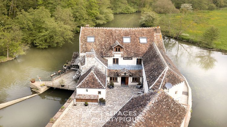 Ma-Cabane - Vente Maison VARENNES-JARCY, 520 m²