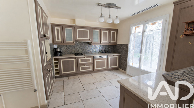 Ma-Cabane - Vente Maison Varennes-Jarcy, 93 m²
