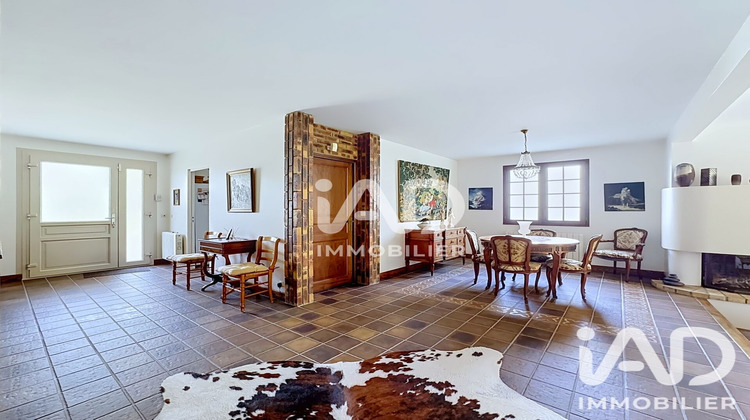 Ma-Cabane - Vente Maison Varennes-Jarcy, 209 m²