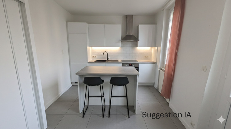 Ma-Cabane - Vente Maison VARENNES SUR ALLIER, 63 m²