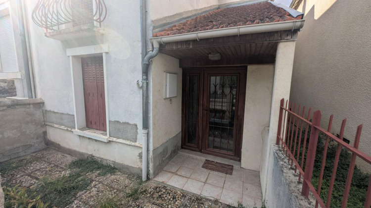 Ma-Cabane - Vente Maison VARENNES SUR ALLIER, 61 m²