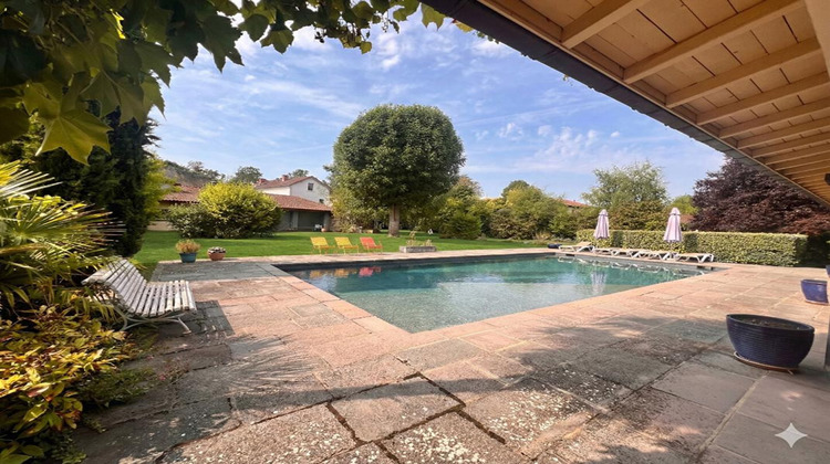Ma-Cabane - Vente Maison VARENNES SUR MORGE, 280 m²