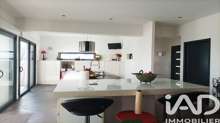Ma-Cabane - Vente Maison Varzay, 165 m²