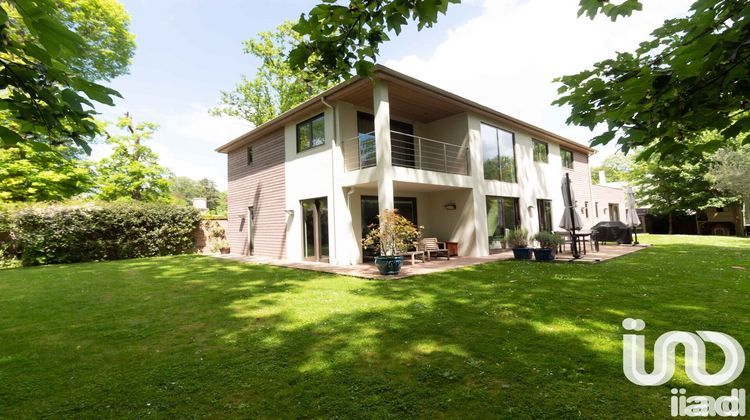 Ma-Cabane - Vente Maison Vaucresson, 240 m²