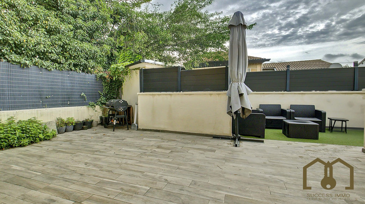 Ma-Cabane - Vente Maison Vaulx-en-Velin, 80 m²