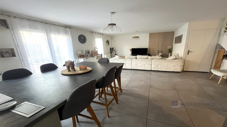 Ma-Cabane - Vente Maison Vaulx-en-Velin, 101 m²