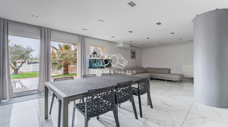 Ma-Cabane - Vente Maison Vaulx-en-Velin, 133 m²