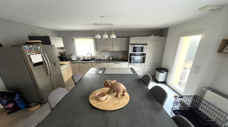 Ma-Cabane - Vente Maison Vaulx-en-Velin, 101 m²
