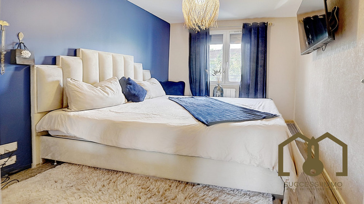 Ma-Cabane - Vente Maison Vaulx-en-Velin, 75 m²