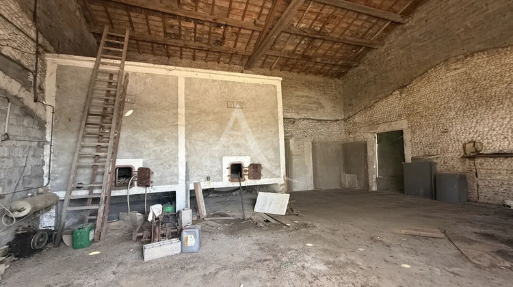 Ma-Cabane - Vente Maison VAUVERT, 211 m²