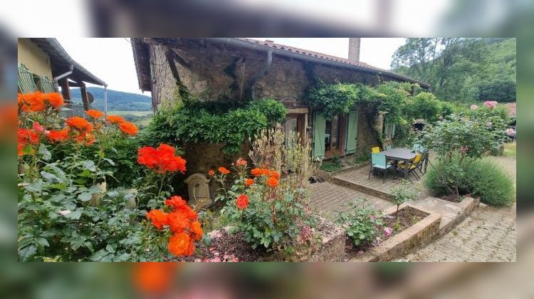 Ma-Cabane - Vente Maison Vaux-en-Beaujolais, 528 m²