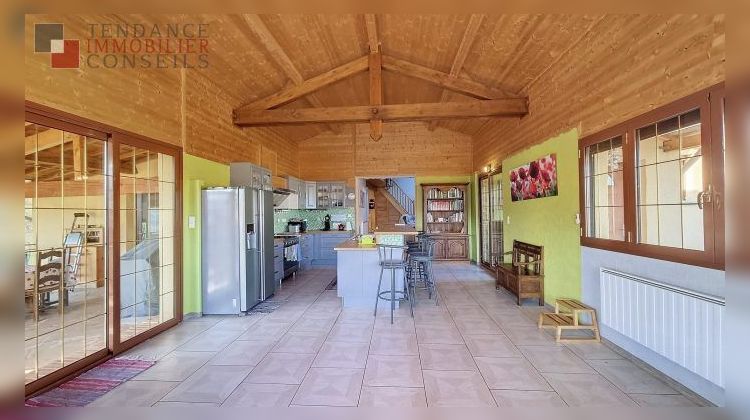 Ma-Cabane - Vente Maison Vaux-en-Beaujolais, 528 m²