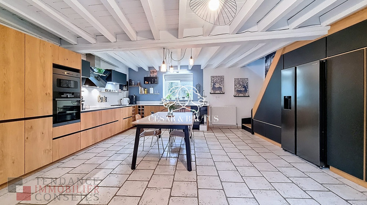 Ma-Cabane - Vente Maison Vaux-en-Beaujolais, 240 m²
