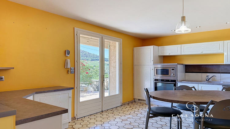 Ma-Cabane - Vente Maison VAUX-EN-BEAUJOLAIS, 138 m²