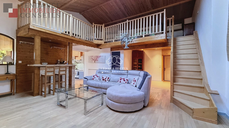 Ma-Cabane - Vente Maison Vaux-en-Beaujolais, 528 m²