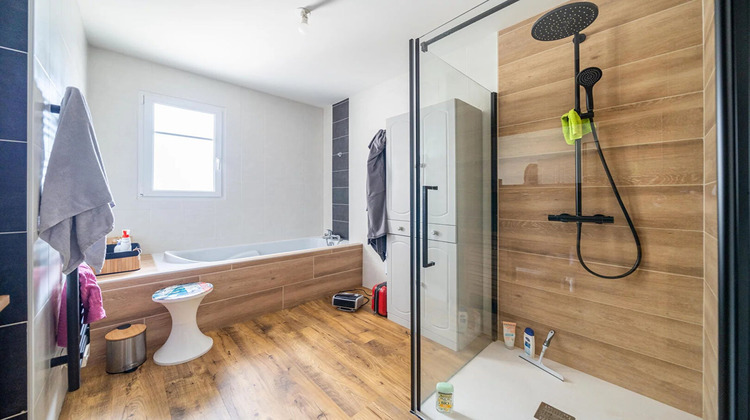 Ma-Cabane - Vente Maison VAUX-SUR-MER, 108 m²