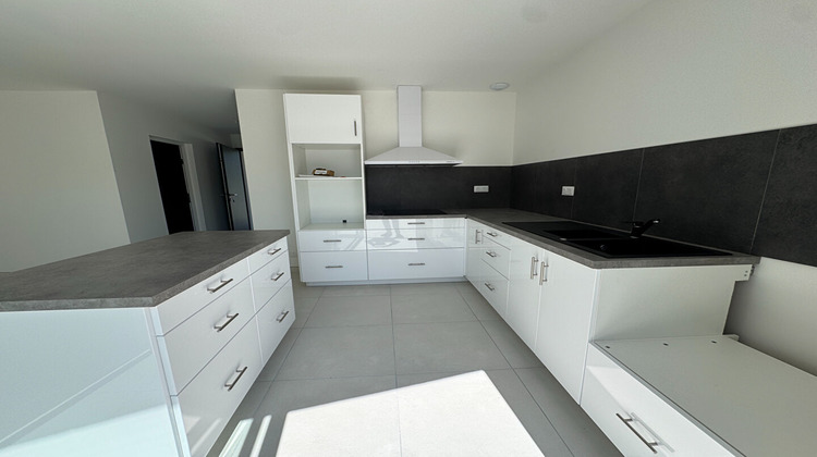 Ma-Cabane - Vente Maison VAUX-SUR-MER, 108 m²