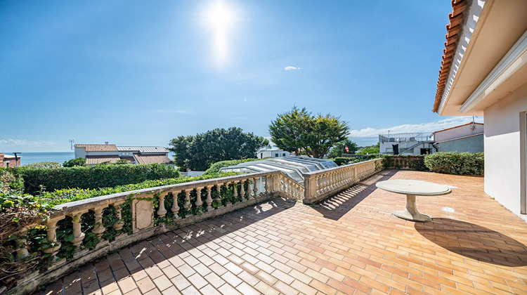 Ma-Cabane - Vente Maison VAUX-SUR-MER, 237 m²