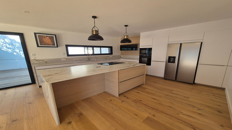 Ma-Cabane - Vente Maison VAUX-SUR-MER, 212 m²