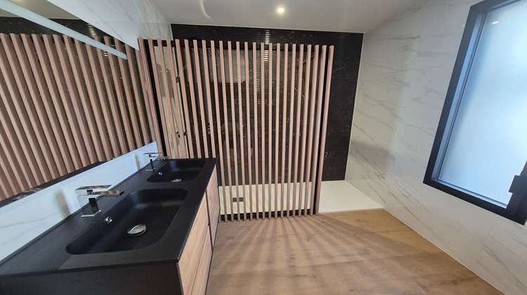 Ma-Cabane - Vente Maison VAUX-SUR-MER, 212 m²