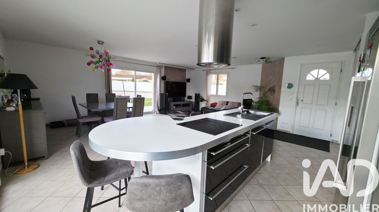 Ma-Cabane - Vente Maison Veauchette, 95 m²