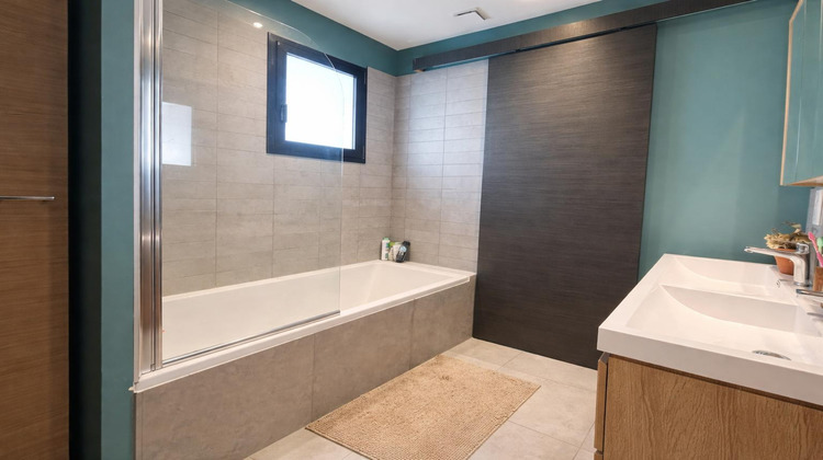Ma-Cabane - Vente Maison VELAUX, 120 m²