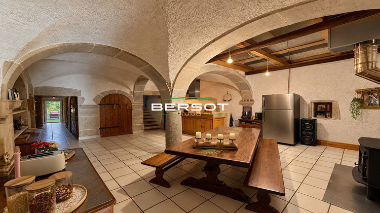 Ma-Cabane - Vente Maison VELLEROT-LES-VERCEL, 300 m²