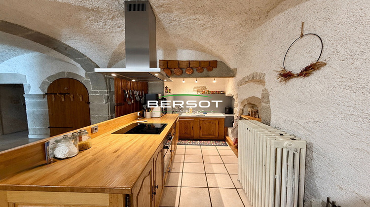 Ma-Cabane - Vente Maison VELLEROT-LES-VERCEL, 300 m²