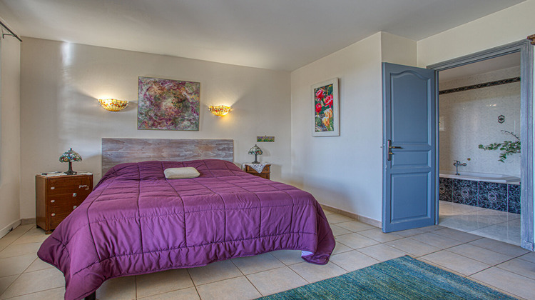 Ma-Cabane - Vente Maison VENASQUE, 199 m²