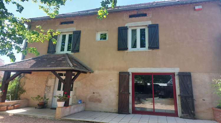 Ma-Cabane - Vente Maison Vendat, 240 m²