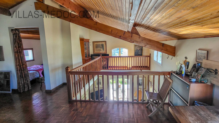 Ma-Cabane - Vente Maison VENDAYS-MONTALIVET, 447 m²