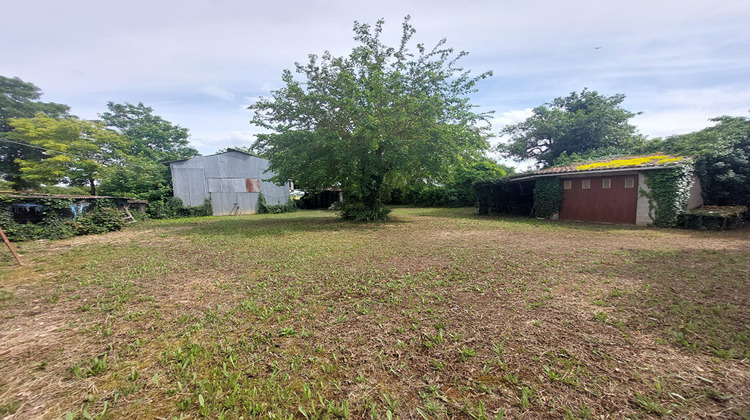 Ma-Cabane - Vente Maison VENDEUVRE-DU-POITOU, 110 m²